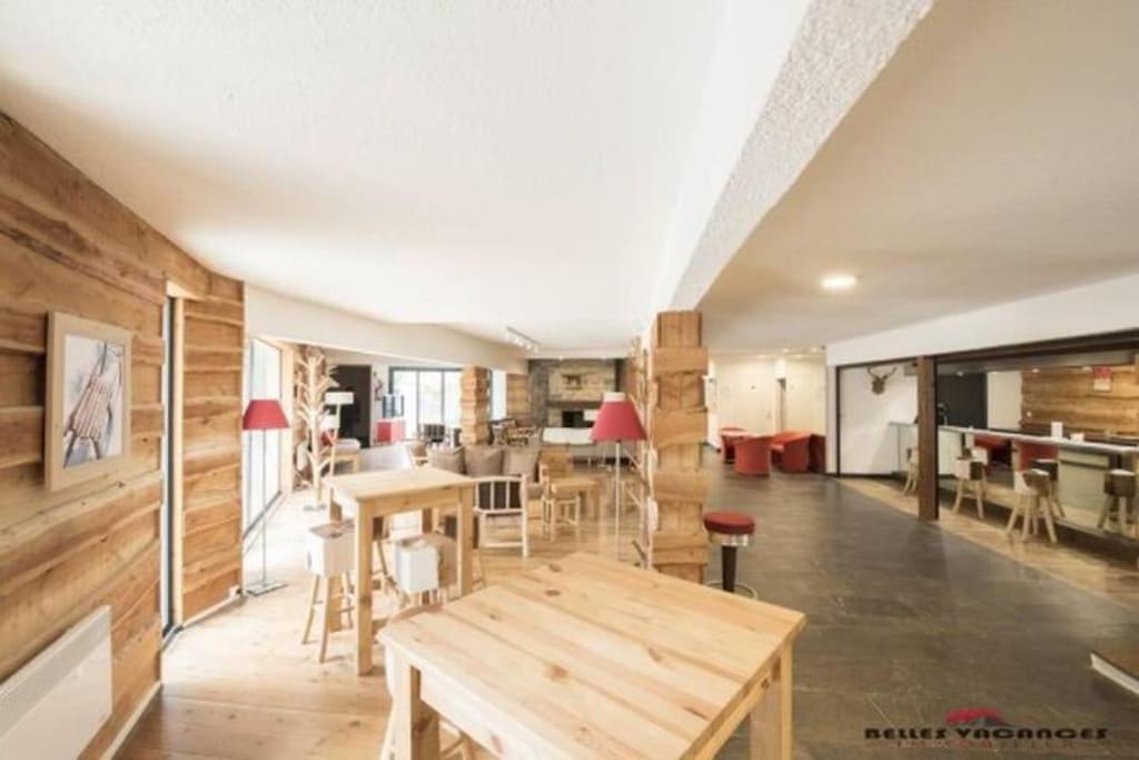 Appartement 6/7 Personnes سانت لاري سولون المظهر الخارجي الصورة
